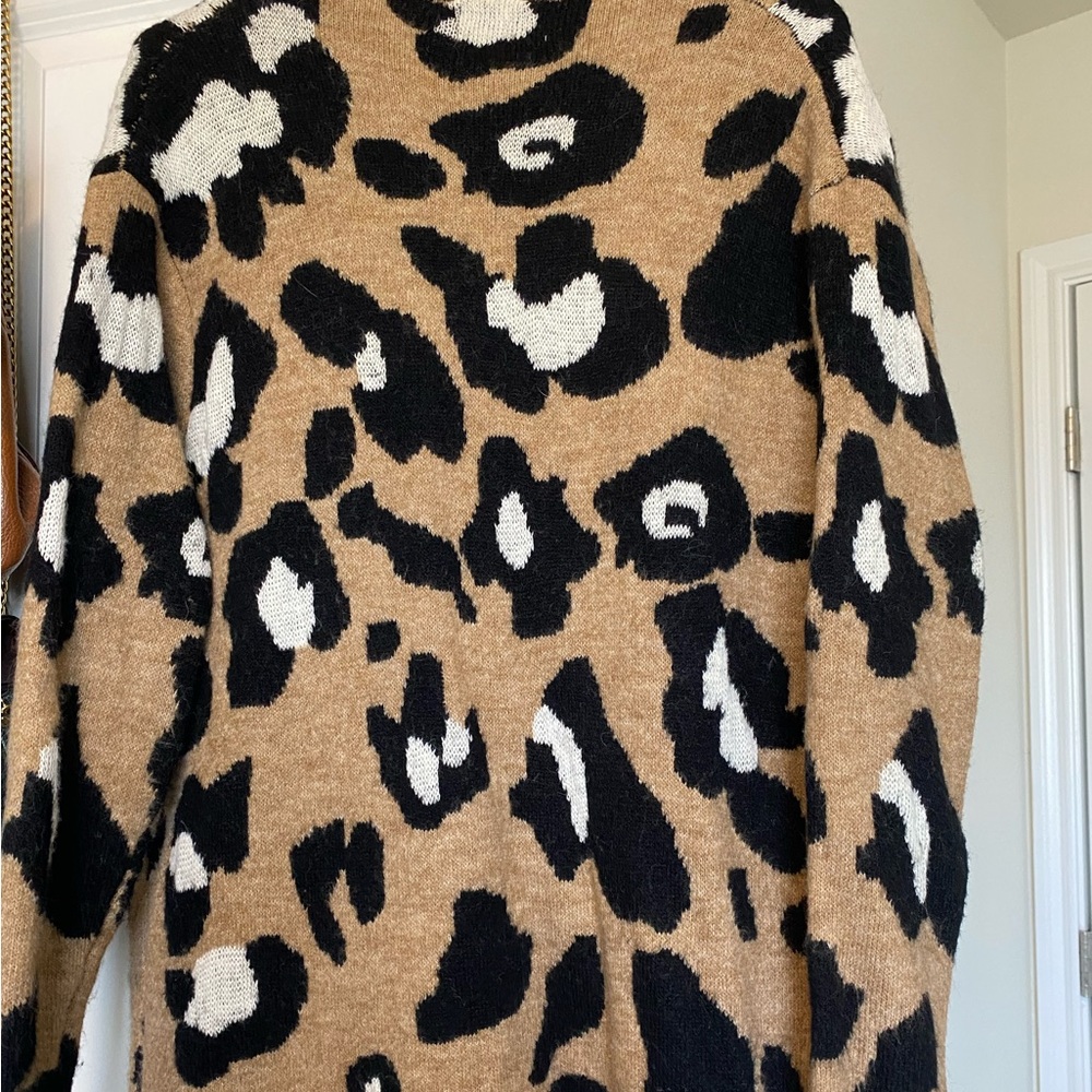 Women’s Dreamers animal print cardigan - Picture 4 of 4